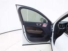 Volvo XC60 2025 B5 four-wheel drive Zhiyi Luxury Edition - фото 18