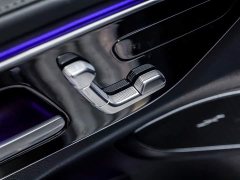Mercedes-Benz C-Class facelift three C 260 L sports version - фото 15