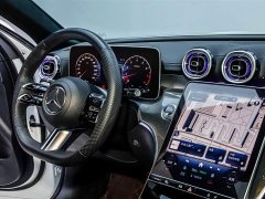 Mercedes-Benz C-Class facelift three C 260 L sports version - фото 7