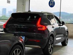 Volvo XC40 T4 four-wheel drive Zhiyuan Deluxe Edition - фото 2