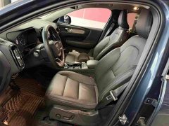Volvo XC40 T4 four-wheel drive Zhiyuan Deluxe Edition - фото 3