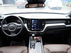 Volvo XC60 T5 four-wheel drive Zhiyi Luxury Edition - фото 5
