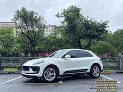 Porsche Macan 2.0T - фото 1
