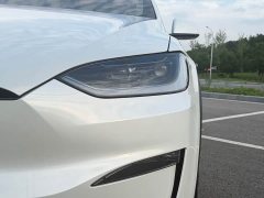 Tesla Model X dual-motor all-wheel drive version - фото 12