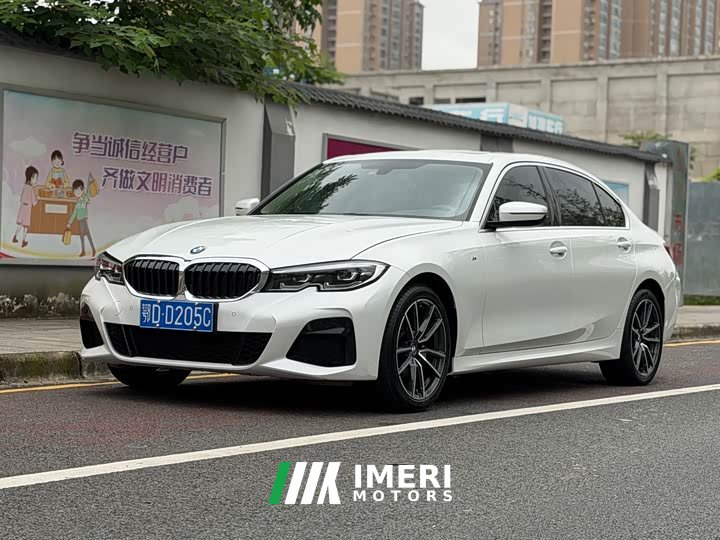 BMW 3 Series 320Li M Sports Package - автомобиль из Китая