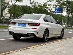 BMW 3 Series 320Li M Sports Package - фото 4