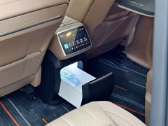 BMW Ledo L90 Ultra six-seater version - фото 12