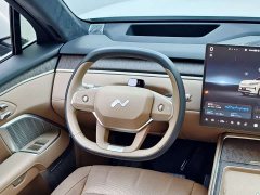 BMW Ledo L90 Ultra six-seater version - фото 18