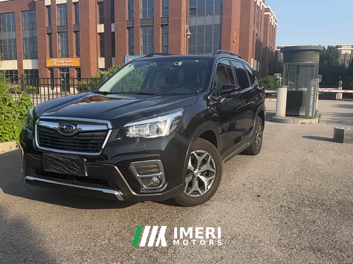 Lexus Forester 2.0i Deluxe Edition EyeSight - автомобиль из Китая