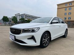 Geely Emgrand 4th generation 1.5L CVT premium - фото 1
