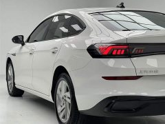 Lynk & Co Lingdu L 280TSI DSG spicy version - фото 9