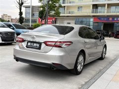 Toyota Camry 2021 2.0G Luxury Edition - фото 9