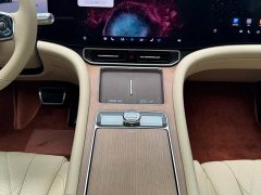 AITO Wenjie M9 extended range Ultra version 52kWh 5-seater version - фото 12