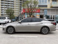 Nissan Altima 2022 2.0L XL-TLS Comfort Edition - фото 3