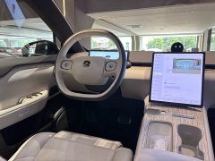 NIO ET7 100kWh First Edition - фото 13