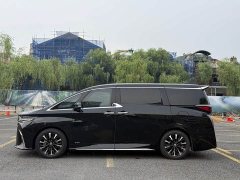 Toyota Vellfire 2024 Crown Hybrid 2.5L Executive Lounge - фото 6