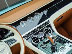 Bentley Continental 2022 4.0T GT V8 Convertible - фото 10