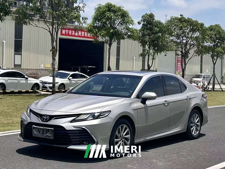 Toyota Camry 2.0G Luxury Edition - автомобиль из Китая