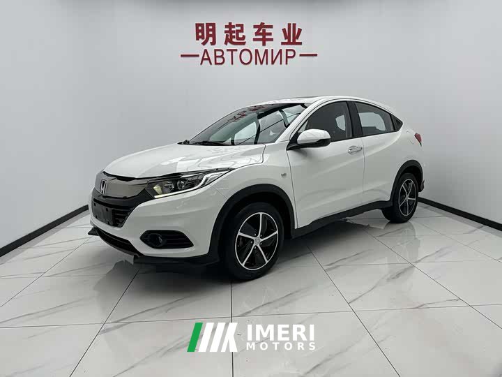 Lynk & Co Binzhi 2020 1.5L CVT Pioneer Edition - автомобиль из Китая