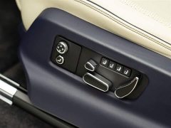 Bentley Bentayga 2023 4.0T V8 EWB Azure - фото 13