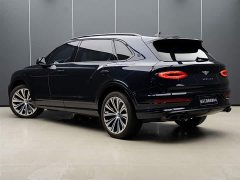 Bentley Bentayga 2023 4.0T V8 EWB Azure - фото 5
