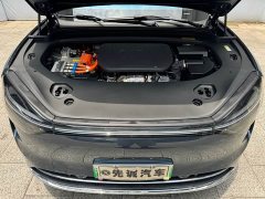 AITO M9 2024 EREV Ultra 42kWh 6-Seater - фото 18