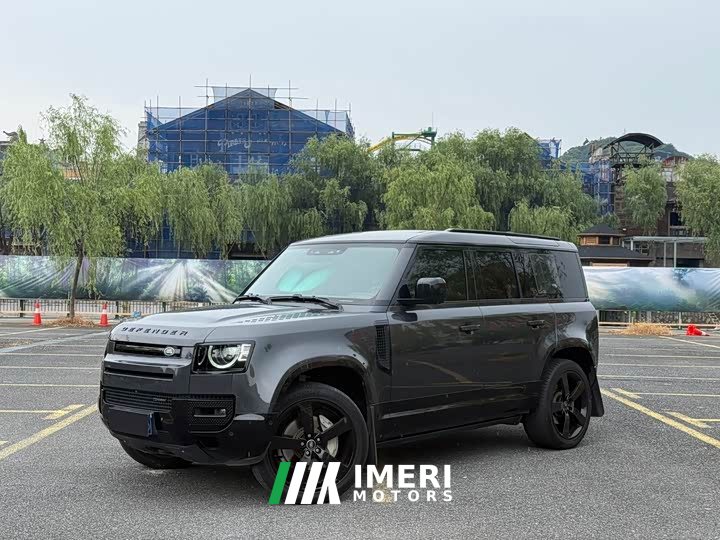 Land Rover Defender 110 P400 X-Dynamic HSE