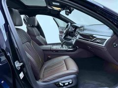 BMW 7 Series 2021 730Li M Sports Package - фото 10