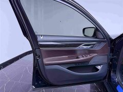 BMW 7 Series 2021 730Li M Sports Package - фото 17
