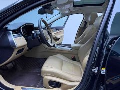 Jaguar XFL 2.0T P250 two-wheel drive exclusive luxury version - фото 11