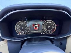 Jaguar XFL 2.0T P250 two-wheel drive exclusive luxury version - фото 16