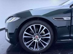 Jaguar XFL 2.0T P250 two-wheel drive exclusive luxury version - фото 18