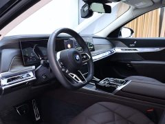 BMW 7 Series 2023 735Li M Sports Package - фото 11