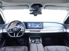 BMW 7 Series 2023 735Li M Sports Package - фото 13