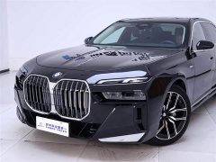 BMW 7 Series 2023 735Li M Sports Package - фото 3