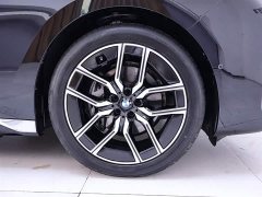 BMW 7 Series 2023 735Li M Sports Package - фото 6