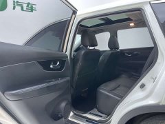 Nissan X-Trail 2.0L 2WD Intelligent Link Premium Edition - фото 12