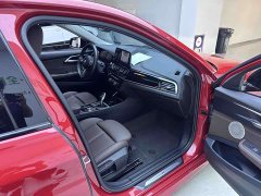 BMW 1 Series facelift 120i M Sports Night Edition - фото 10