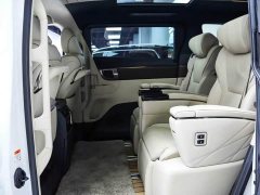 Toyota Alphard 2.5L Hybrid Executive Lounge - фото 9