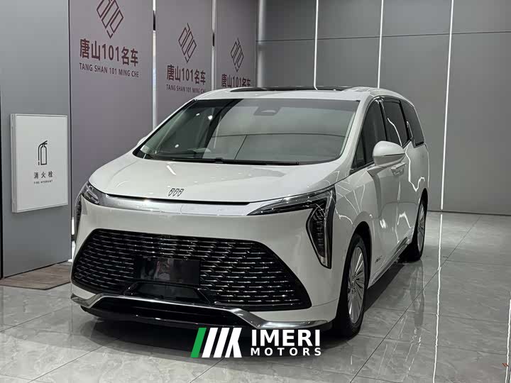 Lynk & Co Century 2.0T four-seater private version - автомобиль из Китая