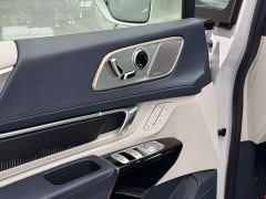 Lynk & Co Century 2.0T four-seater private version - фото 8
