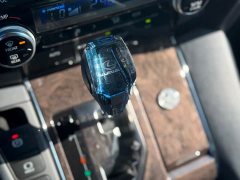Toyota Wilfa Crown Dual Engine 2.5L HV Premium Edition - фото 16