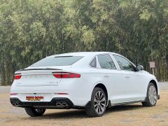 Lynk & Co Preface Oriental Glory 1.5TD Kunlun Edition - фото 6