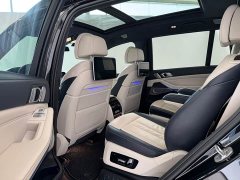 BMW X7 xDrive M50i - фото 6
