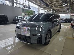 Zeekr 009 2024 6-Seater Executive AWD 108kWh - фото 1
