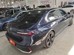 BMW 7 Series 2023 740Li M Sport Package - фото 3