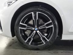 BMW 3 Series 2022 325i M Sport Package - фото 17