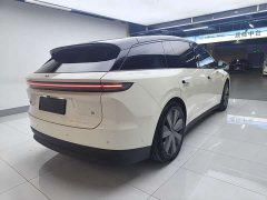 Li Auto Ideal i6 four-wheel drive standard version - фото 4