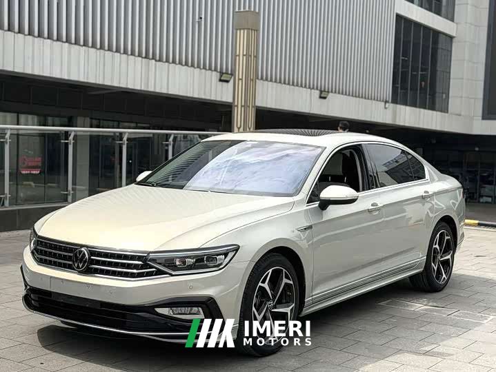 Volkswagen Magotan 2023 2 Million Edition 330TSI DSG Leading