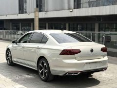 Volkswagen Magotan 2023 2 Million Edition 330TSI DSG Leading - фото 8